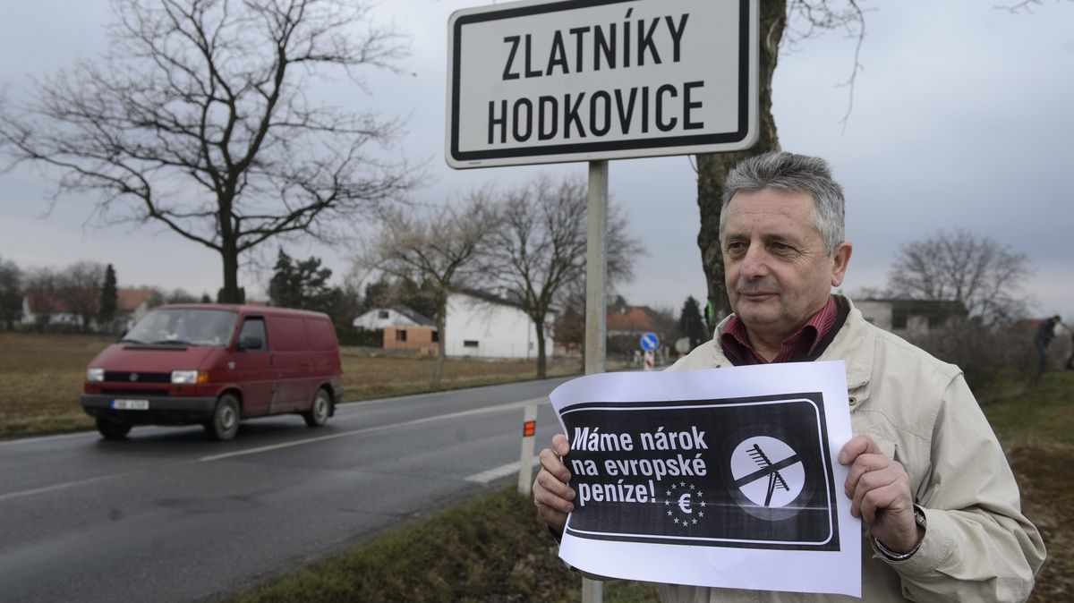 Starosta daroval pozemek, který se může zhodnotit o stamiliony. Neví se proč